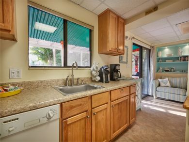 Lovely Cottage Captiva Around 300ft to the Beach